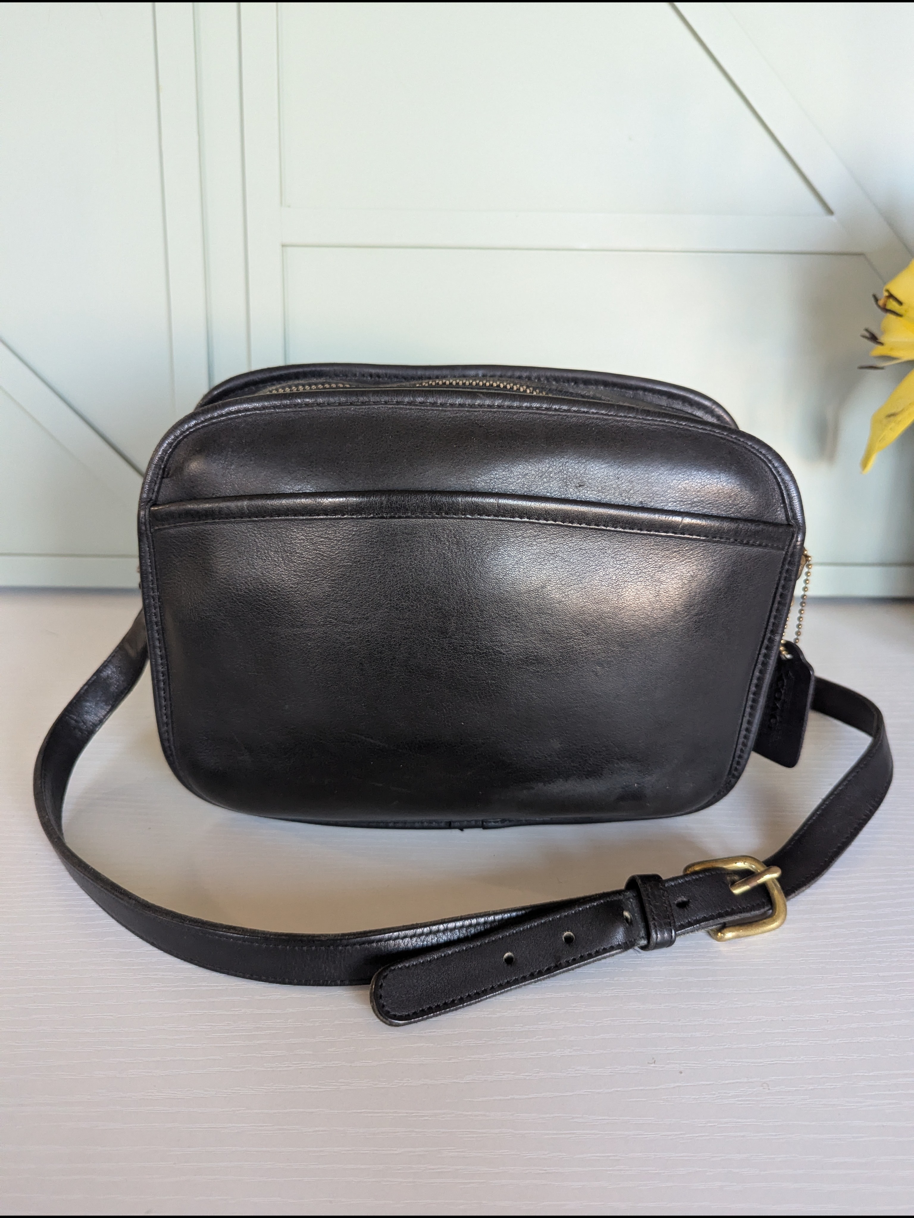 Vintage Coach Metropolis Zip Bag